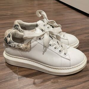 Steve Madden sneakers